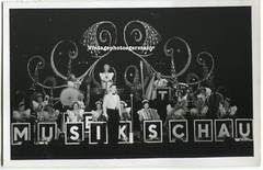 K7898 Foto Musik Zirkus Circus Künstler Frauen Band Kappelle Musikschau Girls
