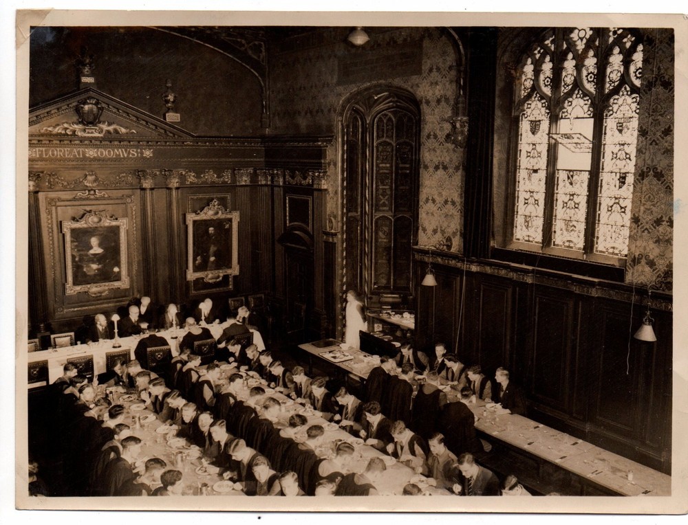 Original Photograph – University Of CAMBRIDGE – Dining Room