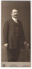 Photography studio Oberpollinger, Munich, Neuhauser Str. 44-46, portrait instead