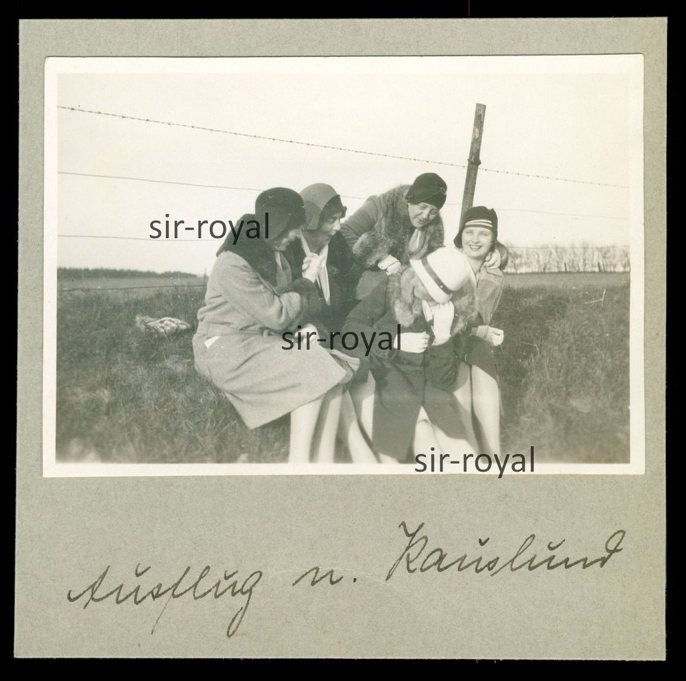 Twedt Kauslund 1929 – Women on Trip – 1920s – Photo 9x9cm