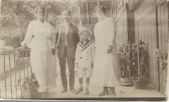 Family Snapshot Photography Amateur Vintage Citrate PL34L1A3