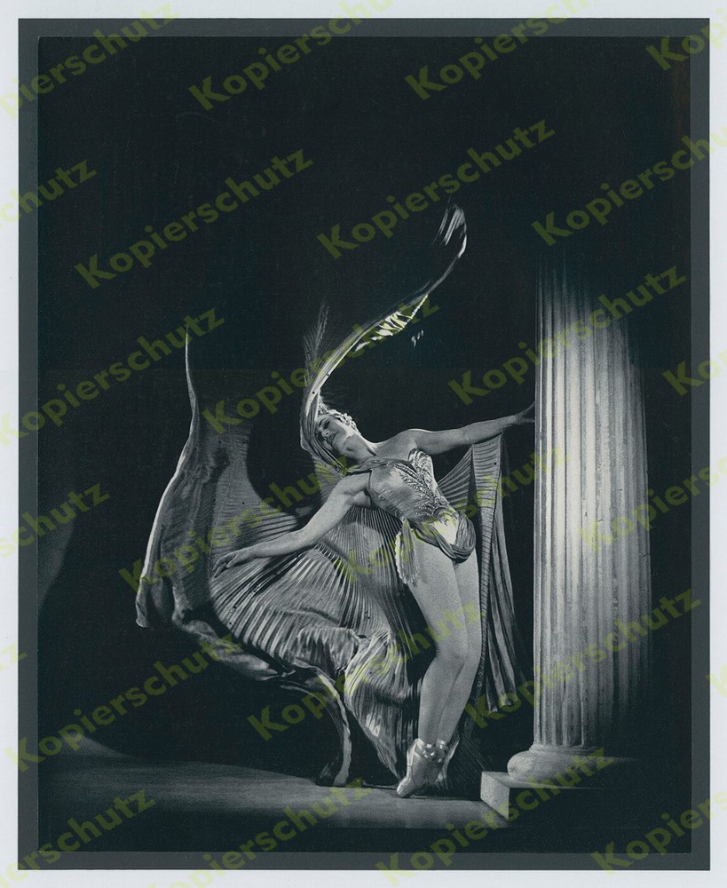 Siegfried Enkelmann photography dance ballet dancer costume art Berlin 1958