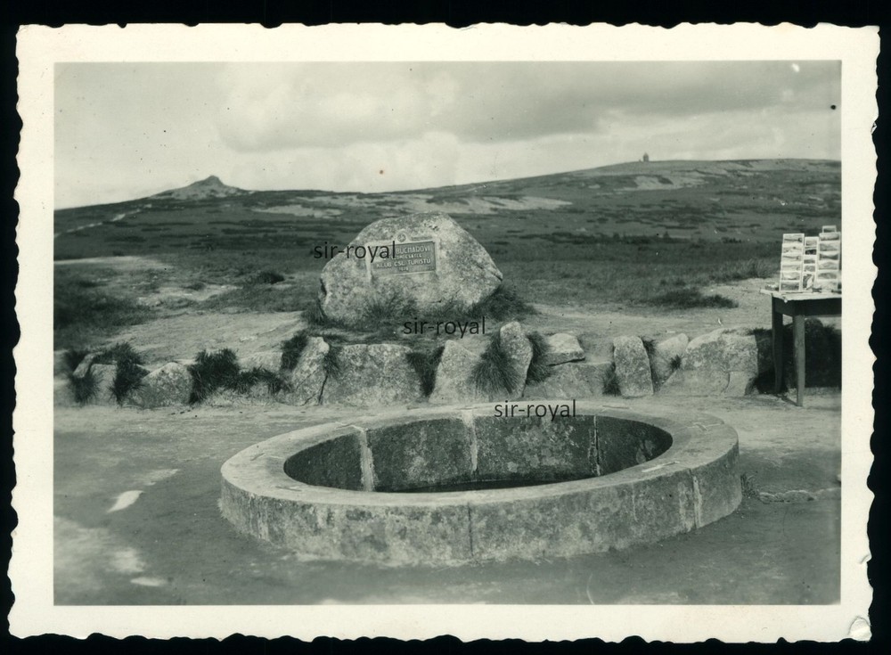 Jan Bukhar 1929 Klubu Ceskoslovenskych Turistu Memorial Stone – 1930s – Photo 9x6cm