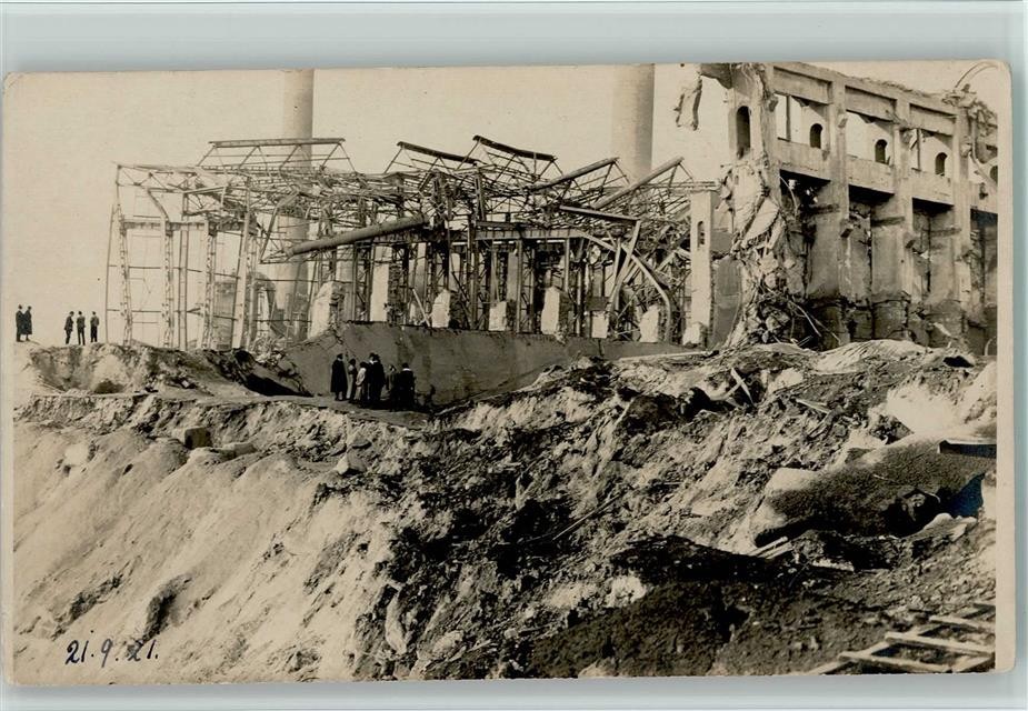13206601 – 6700 Oppau Explosion 1921 – Good Condition Postcard Natural Event