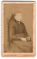 Photograph Joseph Rottmayer, Eggenfelden, young girl with round face