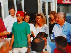 «CAR RACING»: PHOTO, COLOR PHOTO, PARTY, FANS, PRETTY WOMEN, PEOPLE, PEOPLE!