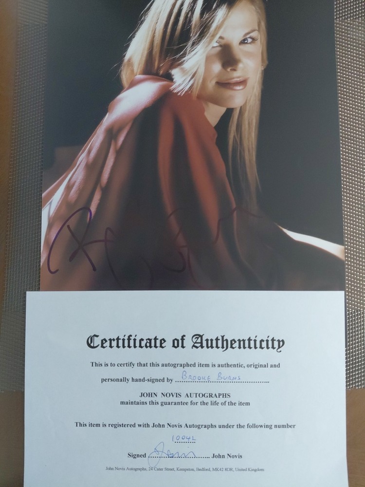BROOKE BURNS Baywatch Actress 8X10 Hand Signed Autograph COA