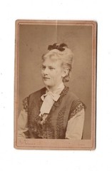 Vismara CDV photo woman portrait-Linz 1877