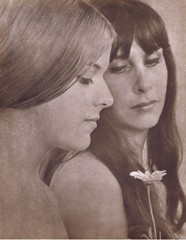R HENDRICKSON Vintage Original Photo FLOWER POWER WOMEN POWER BARE BEAUTY R205