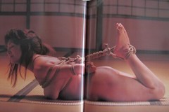 The beauty of authentic female bondage: Photo book «Yumehan» hardcover