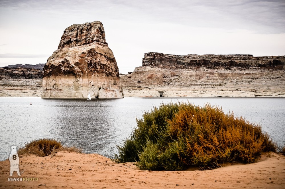 Lone Rock – Fine Art Photo Prints – Lake Powell Utah – Glen Canyon – Wahweap Bay