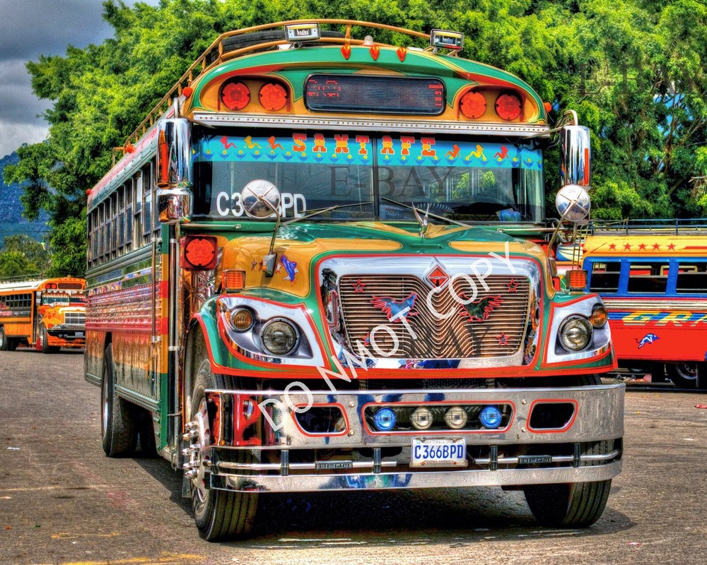 16X20 PHOTO CHICKEN BUS ANTIGUA GUATEMALA, Guatemalan
