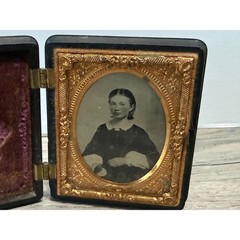 Antique Civil War Ambrotype Young Woman Portrait Ornate Union Case