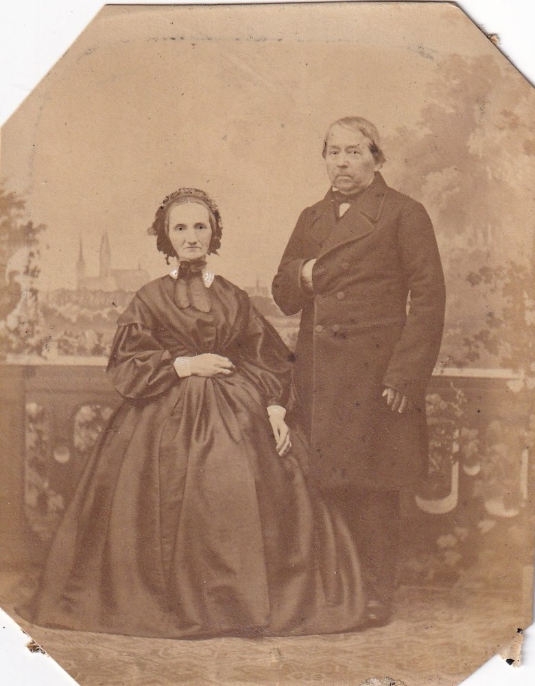 Photo on Cardboard – Couple Portrait – Circa 1860s