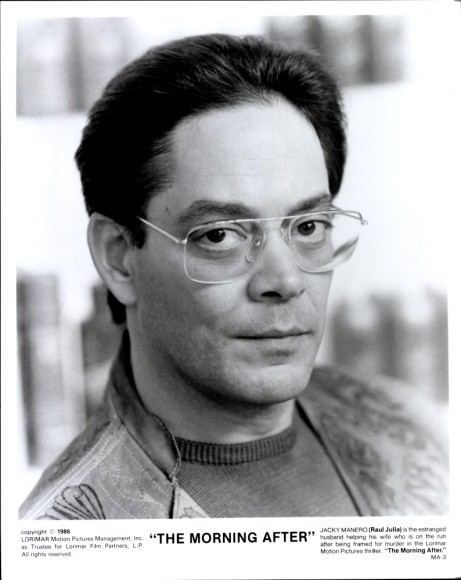 Photo Actor Raul Julia, Movie Scene The Morning After, Press Photo – 10632375