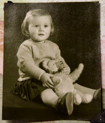 Photo Girls Girl Woman Toy Bear Teddy Polar Bear 1964 GDR I11