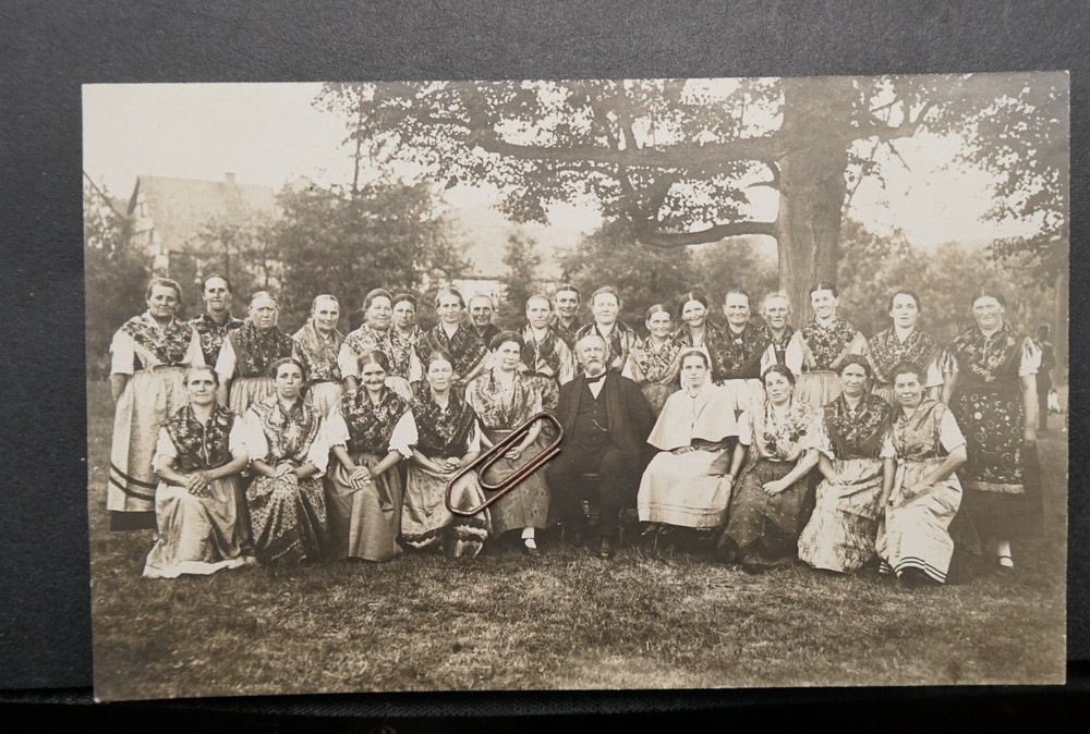Photo postcard portrait costume women costume picture Saxony Thuringia theme picture