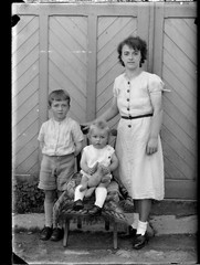 Woman With 2 Children Plush Bears – Negative Photo Old Glass 1940