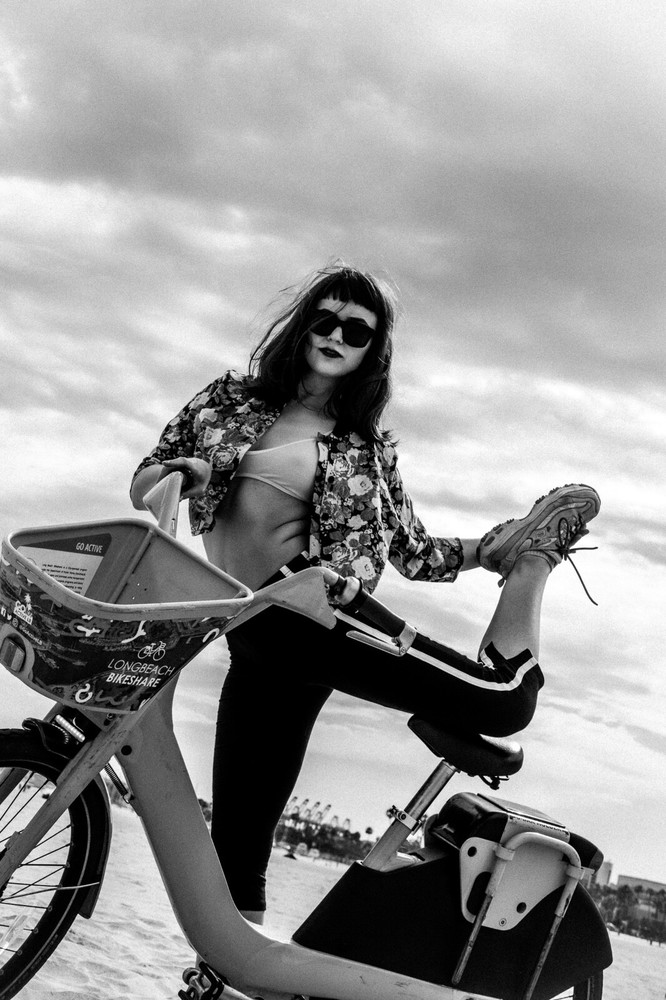 Art Model Maya 8×12″ Archival Lustre Black and White Print B+W