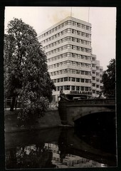 Photograph Atlantic, view of Berlin, shell skyscraper on the banks of the Tirpitz 1939