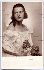Magdeburg 1923-pretty woman in portrait-RPPC-photo postcard 9x14cm