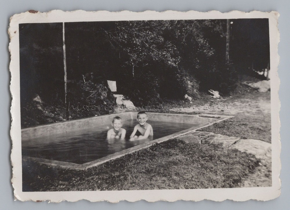 Beatenberg Switzerland 1929 – Paddling Pool at Schweigerhof – Old Photo 1920s