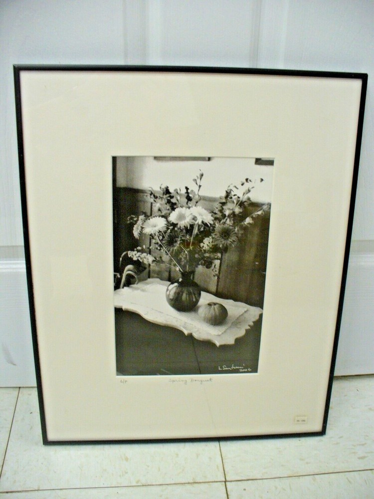 MATTED PHOTOGRAPHY Spring Bouquet A/P By Larry Santucci 2006 Framed 16×20