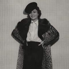 Ake Long Portrait Karin Kavli Actress Signed Photograph 1 Half 20th Century