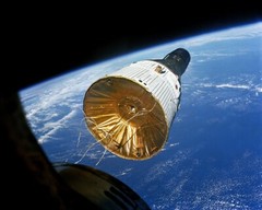New NASA Photo: Gemini VI Spacecraft as seen in Space from Gemini VII – 6 Sizes!