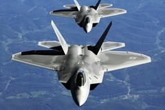 New Photo: Two F-22A Raptor FIghter Jet Aircraft in Column Flight – 6 Sizes!
