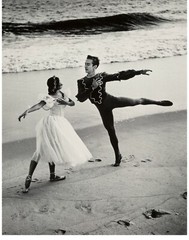 Philippe Halsman Original 1947 Gelatin Silver Photo Ballerinas on the Beach