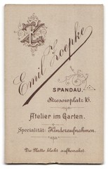 Photograph Emil Zoepke, Berlin-Spandau, Stresowplatz 16, young soldier in guard