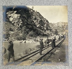 Western Americana / Vernacular Photo Album Minnesota to Canada ca. 1890s VG+