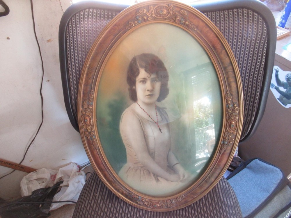 Antique Curved Convex Oval Glass Wood Frame Hand Tinted Photo Girl 1920’s cl