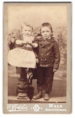 Photograph E. Oetiker, forest, Bahnhofstrasse, portrait children couple in fashionable K
