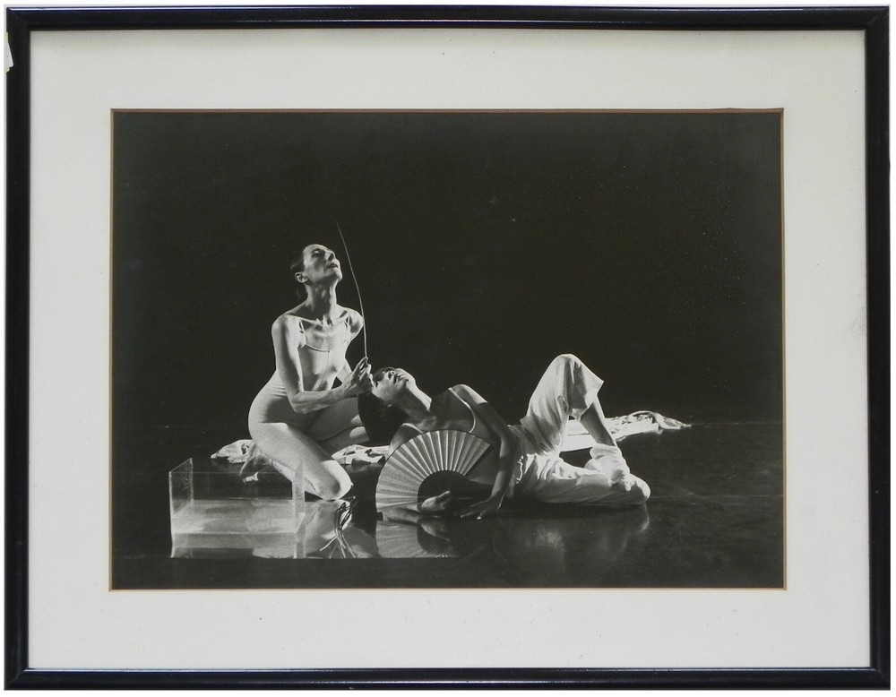 Yoram Rubin: Rina Schenfeld & Muna Tseng Modern Dance 1989 / Israeli Jewish