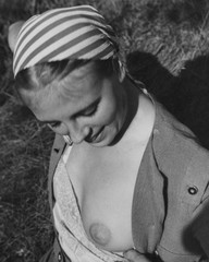 HEINZ VON PERCKHAMMER Young Woman Nude Exposed Bosom Nude Vintage 1930 – XXL