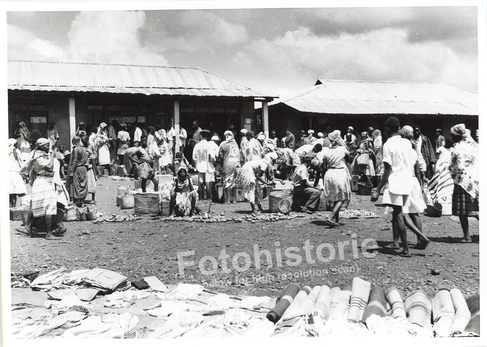 3x Photo Market Scenes in MOSHI Tanzania 1960s East Africa