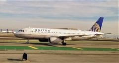 United Airlines Airbus A320 at San Francisco International Airport