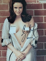 CRIDSTA FLANAGAN Playboy MODEL Hand Signed 8×10 Autograph COA