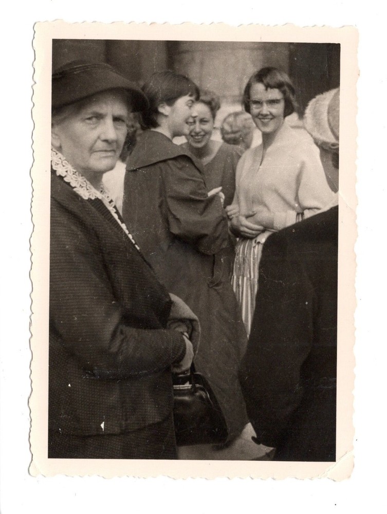 Photograph Late 1940s Old and Young Women Fashion (F1 039)