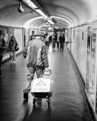 Fine Art Photography 5×7, 8×10, 11×14, 16×20 – Paris, France Street Photography