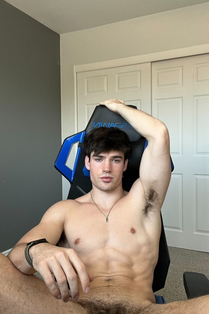 [I018] Handsome Man Cute Male Model Showing Off Body Physique Art Photography