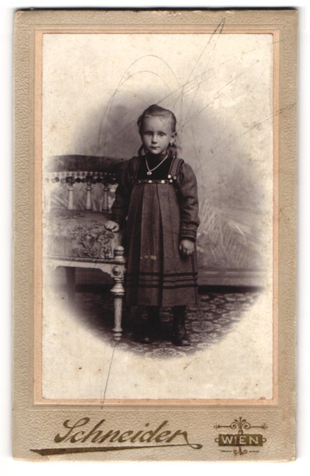 Photograph Karl Schneider, Vienna, Neubaugasse 29, Little Girl in Fashionable K