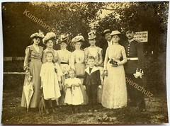orig. Photo Berlin Tegel 1902 Society People Soldier Fashion Hat