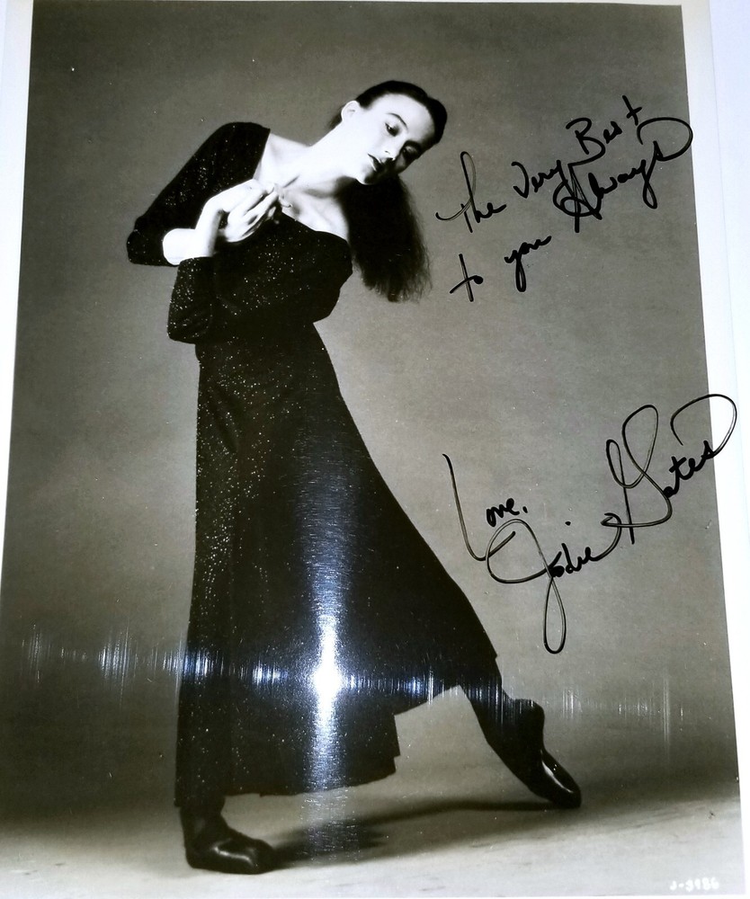 THE JOFFREY BALLET SIGNED 8×10 PRESS PHOTO JODIE GATES NYC DANCE NY NEW YORK VTG