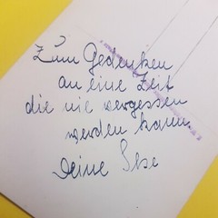 Foto Antik, Vintage, hübsche junge Frau verliebter Blick, mit Widmung, top