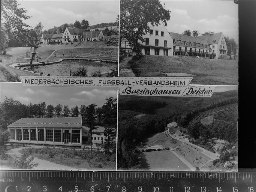 30067406 – 3013 Barsinghausen Niedersaechsisches Fussball Verbandsheim Region