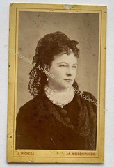 Photograph Franz Aberle, CDV Weisskirchen, Mariengasse, woman in hat with bow