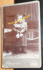 Standing small child/CDV Alfons Piksa’s successor Vienna